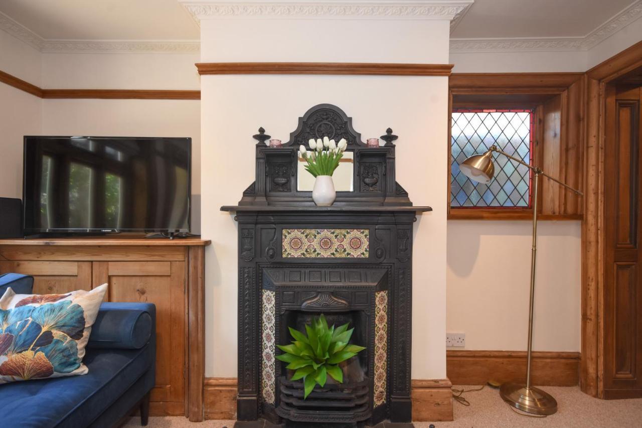 Unique Period One Bedroom House In Colchester Bagian luar foto